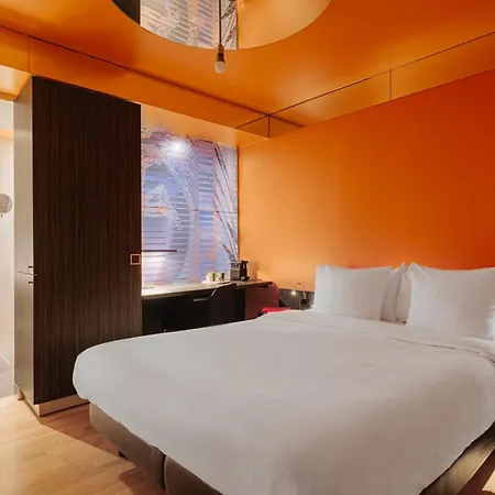 Leonardo Boutique Hotel Maastricht City Center Former Designhotel Exterior photo